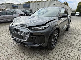 skadebil auto Audi Q6 Q6 e-Tron 306 pk Performance  S-line /Panorama 2025/5