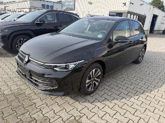 krockskadad bil auto Volkswagen Golf 1.5?eTSI Energy 2026/4