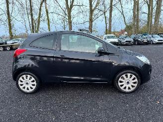 Schadeauto Ford Ka TITANIUM 2013/11