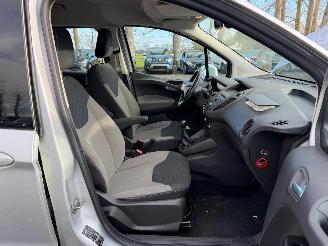 Ford Tourneo Custom TOURNEO COURIER TREN picture 23