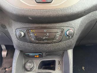 Ford Tourneo Custom TOURNEO COURIER TREN picture 30