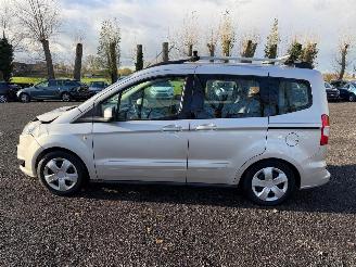 Ford Tourneo Custom TOURNEO COURIER TREN picture 12