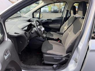 Ford Tourneo Custom TOURNEO COURIER TREN picture 20