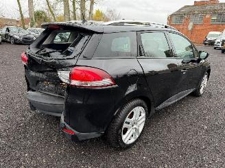 Renault Clio IV GRANDTOUR picture 18