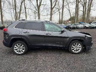 krockskadad bil auto Jeep Cherokee LIMITED 2015/11