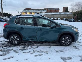 krockskadad bil auto Peugeot 2008 ALLURE 2016/8