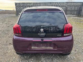 Peugeot 108 1.0 picture 12