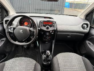 Peugeot 108 STYLE picture 26