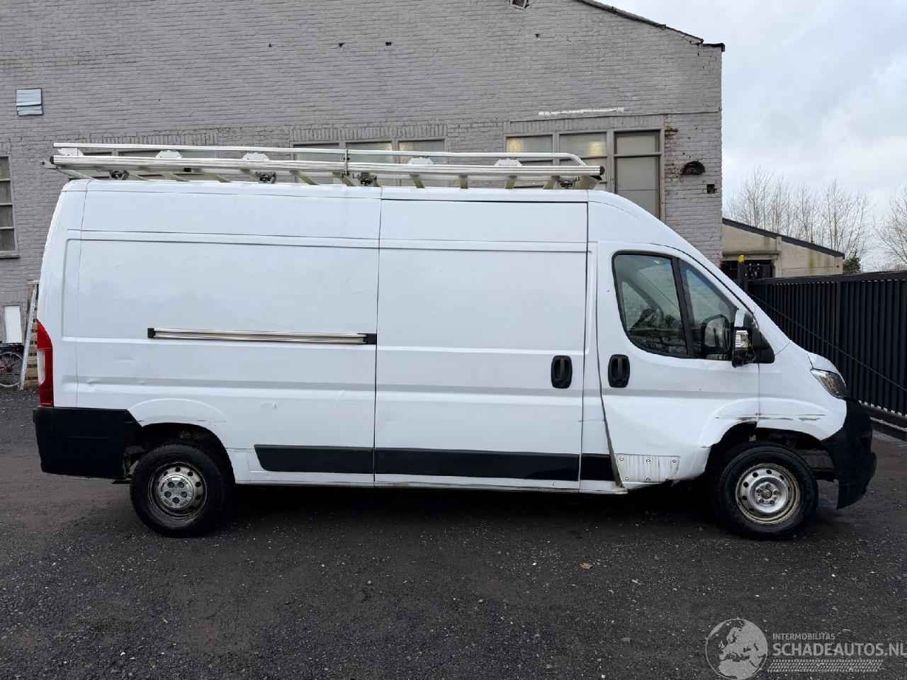 Opel Movano 2.2 HDI