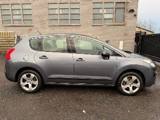 Voiture accidenté Peugeot 3008 PREMIUM 2011/5