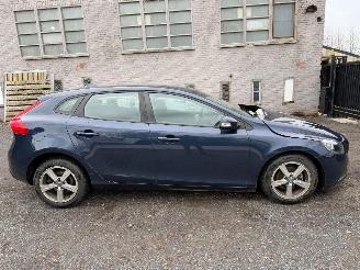 bruktbiler bedrijf Volvo V-40 V 40 KINETIC 2015/1