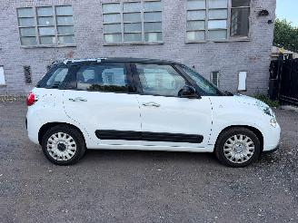 Coche accidentado Fiat 500L EASY 2013/9