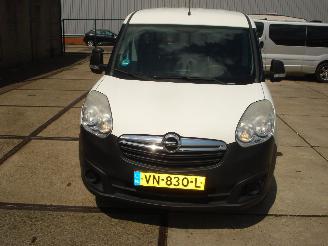 Vrakbiler auto Opel Combo VAN 1.3CDTI 66KW AIRCO 2015/4