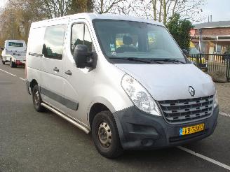 Schade bestelwagen Renault Master DUBBELE CABINE 2.3DCI NAVI-AIRCO 2013/1