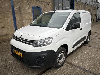 Schade bestelwagen Citroën Berlingo 1.5 BLEUHDI CLUB 2022/4
