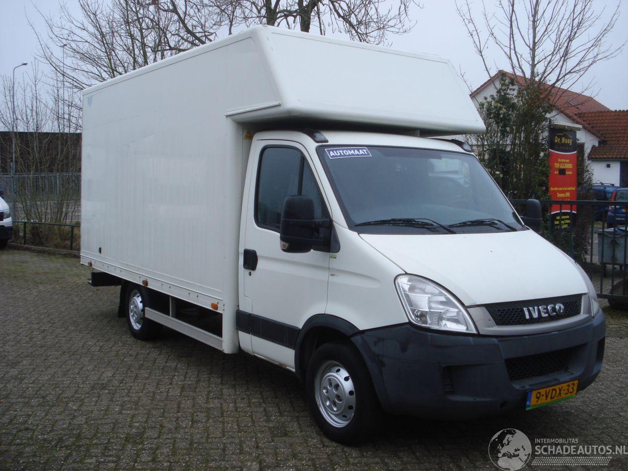 Iveco Daily MEUBELBAK 2.3D  AUTOMAAT