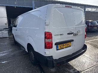 Opel Vivaro 1.5 Bleu HDi100 S&S  L3 picture 2