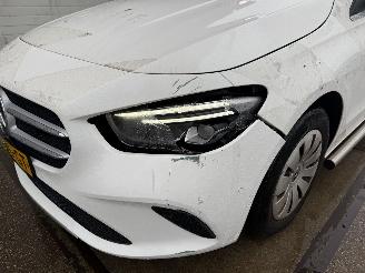 Mercedes B-klasse 200d Automaat picture 9