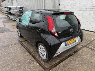 Toyota Aygo 1.0 VVT-i X-Play picture 5