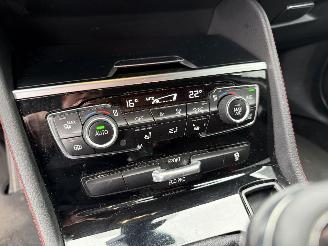 BMW 2-serie 218d Sport picture 21