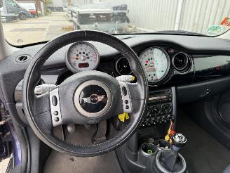 Mini Cooper 1.6 Cooper Seven picture 18
