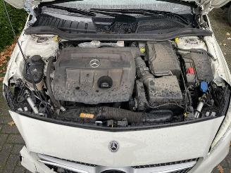 Mercedes A-klasse 180 d AMG LINE PANO NAVI CAMERA picture 15