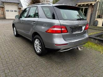 Mercedes M-klasse ML 250 d BlueTEC 4MATIC PANO NAVI LEDER picture 6