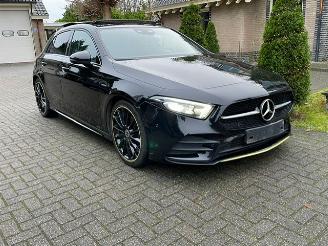 damaged passenger cars Mercedes A-klasse 180 d AMG LINE EDITION PANO NAVI NIGHT 2019/6
