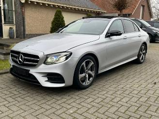 krockskadad bil auto Mercedes E-klasse 200 d AMG LINE PANO NIGHT CAMERA NAVI LED 2019/8