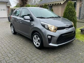 Vaurioauto  passenger cars Kia Picanto 1.0 EDITION KLIMA 2021/3