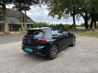Volkswagen Golf 8 PANO 1.5 STYLE 130 PK NAVI CLIMA VIRT DASH 18 INCH B.J 2023 picture 2