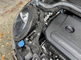 Mini  EDITION CLIMA ABS PDC STOELVERWARMING B.J 11-2018 SCHROEFSCHADE picture 15