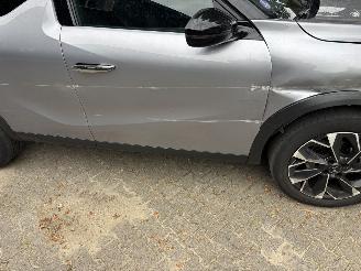 Citroën DS3 CROSSBACK AUTOMAAT 130 PK NAVI LEER CAMERA LED LEER B.J 06-2023 picture 16