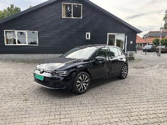 Volkswagen Golf 8 PANORAMADAK 1.5 STYLE 130 PK NAVI CLIMA VIRT DASH 18 INCH B.J 2023 picture 3