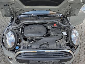 Mini  1.5 EDITION CLIMA ABS PDC STOELVERWARMING B.J 11-2018 picture 12