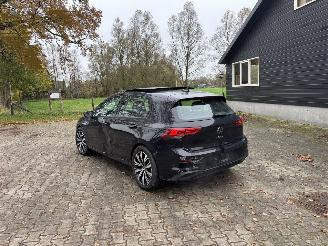 Volkswagen Golf 8 PANORAMADAK 1.5 STYLE 130 PK NAVI CLIMA VIRT DASH 18 INCH B.J 2023 picture 2