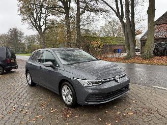 Volkswagen Golf 8 TSI EDITION 110 PK NAVI CLIMA CAMERA VIRTUEEL DASH LED B:J 2023  Plaatschade picture 3