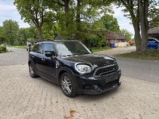 Mini Countryman HYBRIDE PLUG IN SE 4AWD AUTOMAAT NAVI CLIMA LEER LED PDC B.J 2019 picture 4