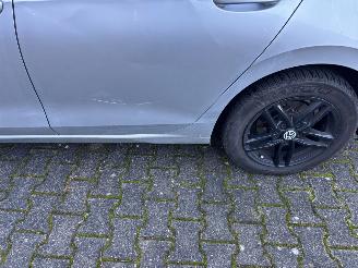 Volkswagen Golf 8 TSI 110 PK NAVI CLIMA CAMERA LED B.J 05-2022 picture 13