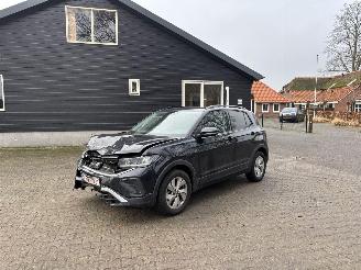 Voiture accidenté Volkswagen T-Cross AUTOMAAT 116 PK CLIMA CAMERA PDC B.J 04-2024 2024/4