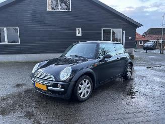 Auto incidentate Mini One 1.6 EDITION PANO AIRCO B.J 2003 geen schade APK t/m Maart 2027 !!!! 2003/5