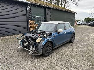 Unfallwagen Mini Cooper AUTOMAAT 1.5 SPORT NAVI LEER CLIMA CAMERA B.J 07-2021 FULL OPTIONS 2021/7