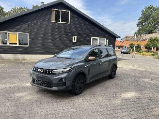 damaged passenger cars Dacia Jogger HYBRIDE AUTOMAAT 7 PERS EXTREEM NAVI CLIMA CAMERA CRUISE LED B.J 04-2026 2026/4