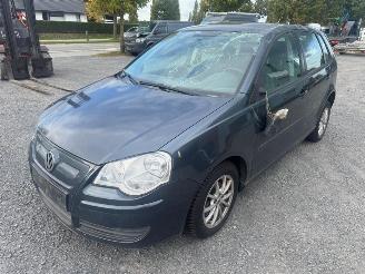 damaged passenger cars Volkswagen Polo  2007/12