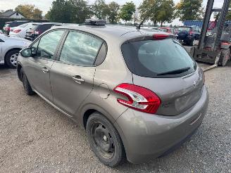 Peugeot 208 I  ACTIVE picture 7