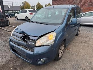 krockskadad bil auto Citroën Berlingo II 2010/3
