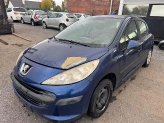 krockskadad bil auto Peugeot 207  2007/8