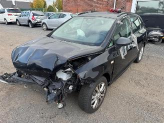 skadebil auto Seat Ibiza  2016/10