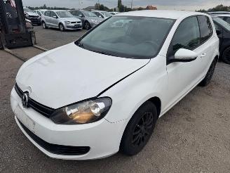 skadebil auto Volkswagen Golf  2011/9