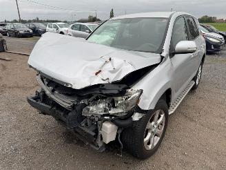 krockskadad bil auto Toyota Rav-4  2010/6